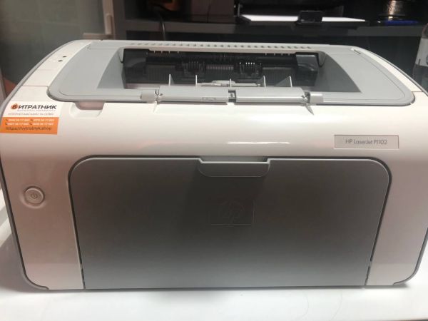 Принтер HP LJ P1102 б/у с дополнительным картриджем